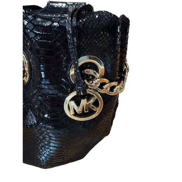 Michael Kors Snakeskin Patent Leather Shoulder Bag Black Gold Chain Glam595 - Picture 6 of 8